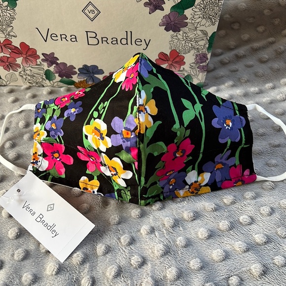 Vera Bradley Accessories - Vera Bradley cotton face mask wildflower garden